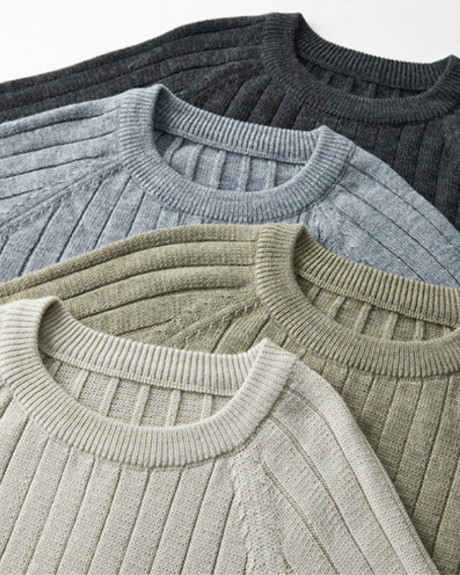 100% Premium Wool Sweater Main Image